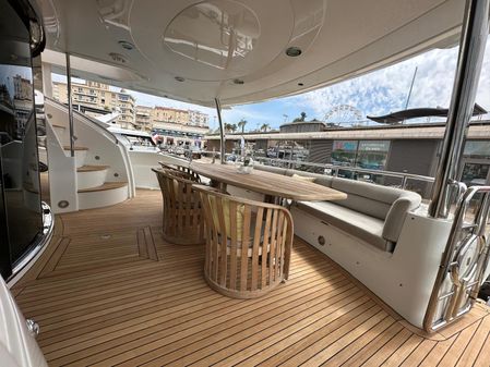 Sunseeker 90 Yacht image