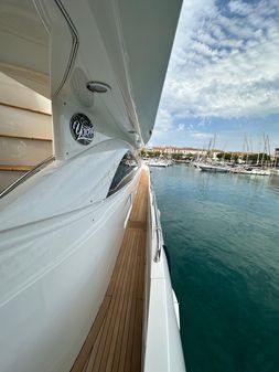 Sunseeker 90 Yacht image