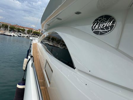 Sunseeker 90 Yacht image