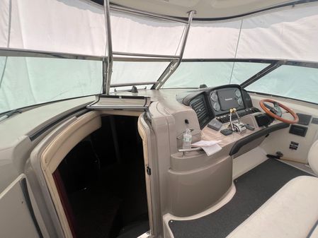 Sea Ray 390 Express Cruiser image