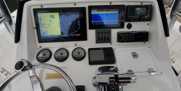 Intrepid 300 Center Console image