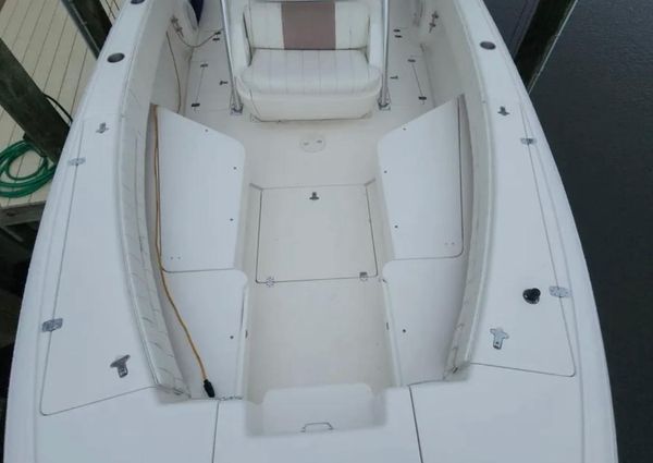 Intrepid 300 Center Console image