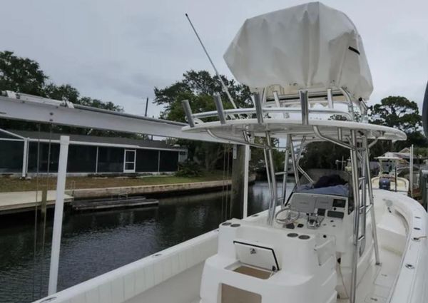 Intrepid 300 Center Console image