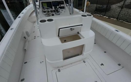 Intrepid 300 Center Console image