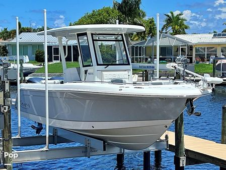 Robalo r272 image