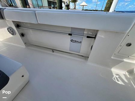 Robalo r272 image