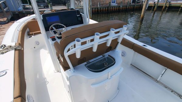 Sea Hunt Gamefish 25 image