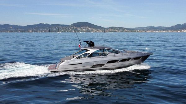Pershing 5x