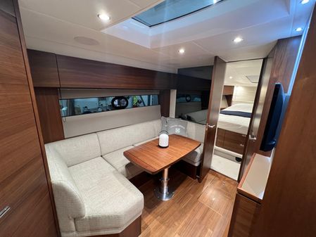 Princess Yachts V40 image