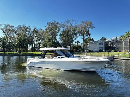 Boston Whaler 350 Realm image