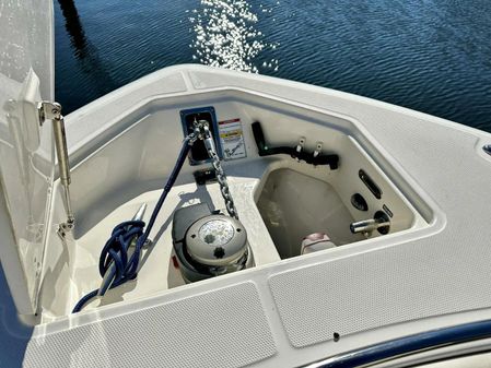 Boston Whaler 350 Realm image