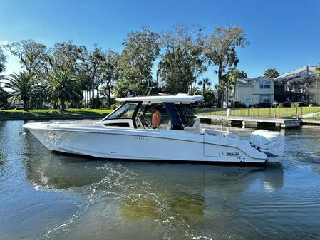 Boston Whaler 350 Realm image