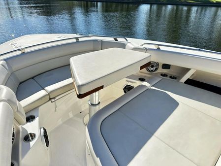 Boston Whaler 350 Realm image