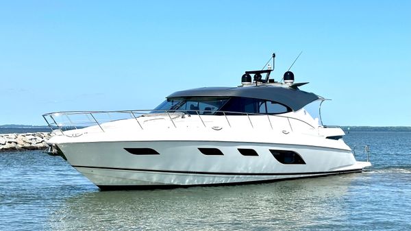 Riviera 6000 Sport Yacht Platinum 