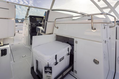 Blackfin 272 DC image