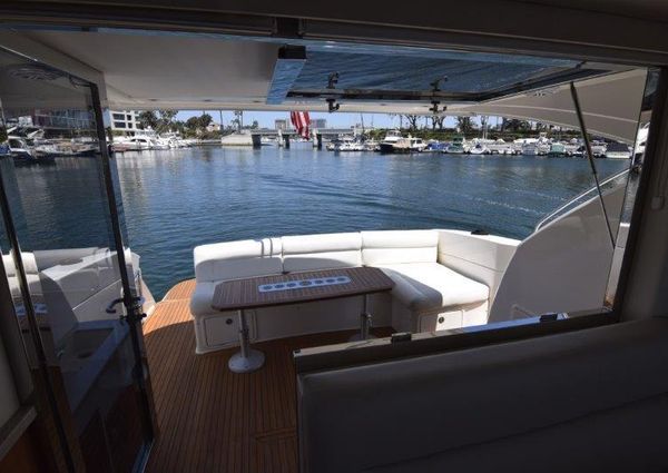 Riviera 440 Sport Yacht image