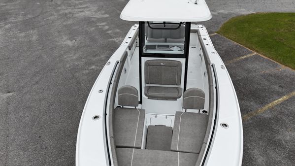 Sea-hunt GAMEFISH-27-FORWARD-SEATING image