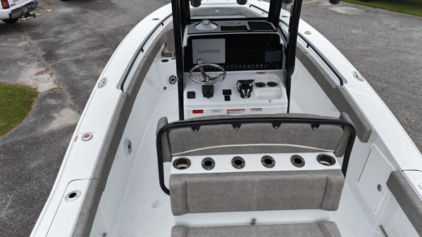 Sea-hunt GAMEFISH-27-FORWARD-SEATING image