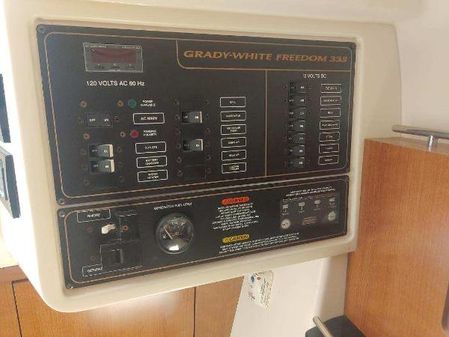 Grady-white FREEDOM-335 image