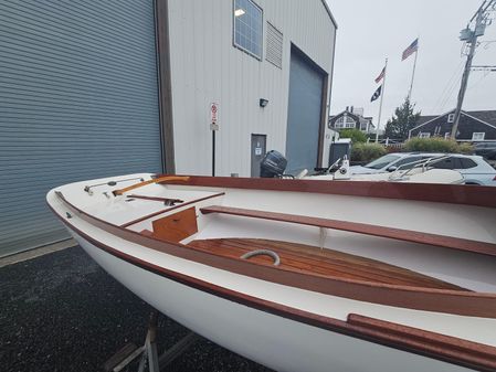 Herreshoff H-12-1-2-GAFF-RIG image