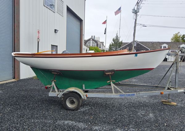 Herreshoff H-12-1-2-GAFF-RIG image