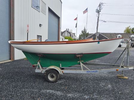 Herreshoff H-12-1-2-GAFF-RIG image