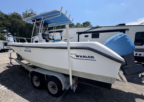 Boston Whaler 230 Outrage image