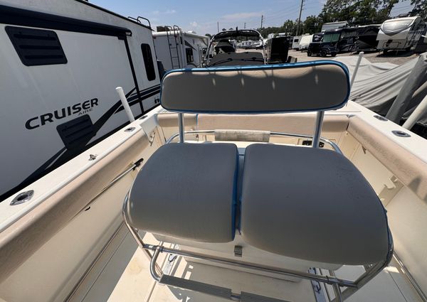 Boston Whaler 230 Outrage image