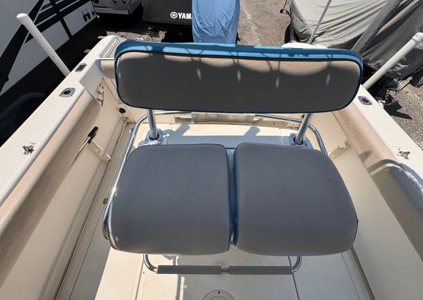 Boston Whaler 230 Outrage image