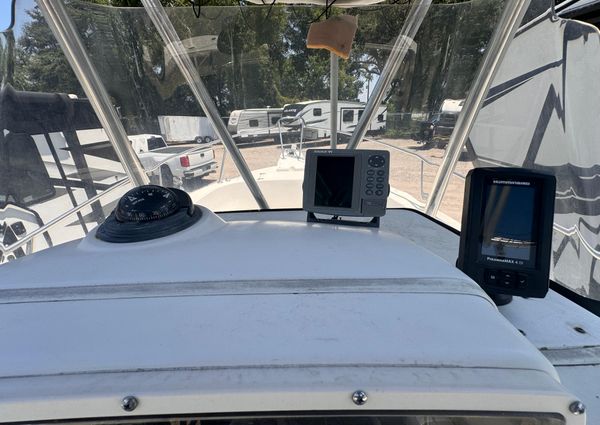 Boston Whaler 230 Outrage image