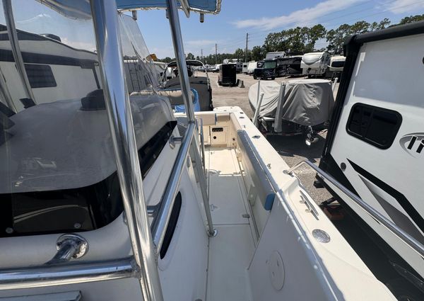 Boston Whaler 230 Outrage image