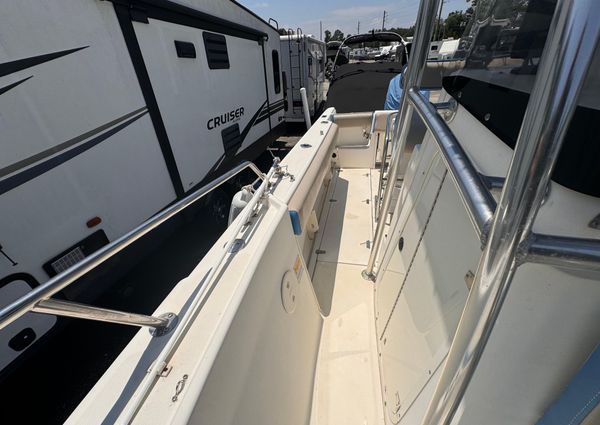 Boston Whaler 230 Outrage image