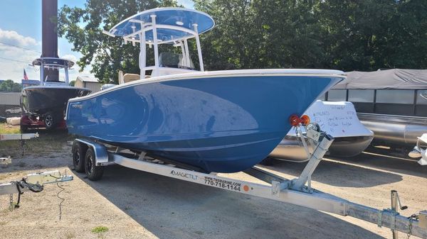 Sportsman Open 232 Center Console
