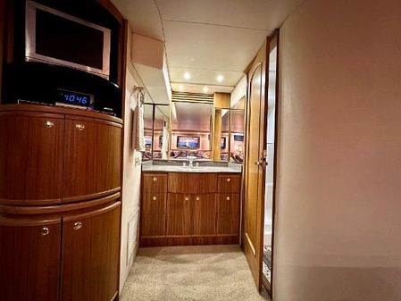 Bayliner 5788-PILOT-HOUSE-MOTORYACHT image