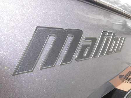 Malibu Wakesetter 24 MXZ image