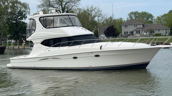 Silverton 48 Convertible 