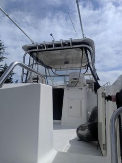 Boston Whaler 305 Conquest image