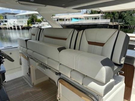 Tiara Yachts 43 LS image