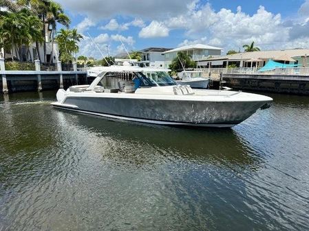 Tiara Yachts 43 LS image