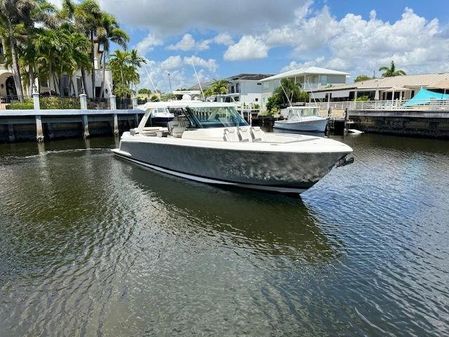 Tiara Yachts 43 LS image