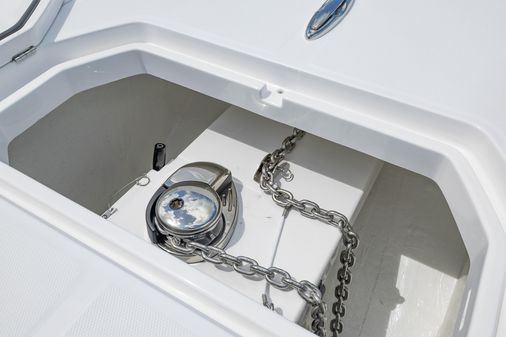 Invincible 46 Pilothouse image