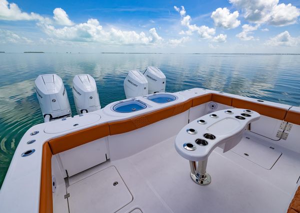 Invincible 46-PILOTHOUSE image