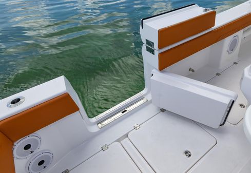 Invincible 46 Pilothouse image