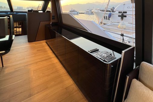 Ferretti Yachts 720 image