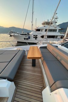 Ferretti Yachts 720 image