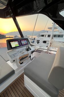 Ferretti Yachts 720 image