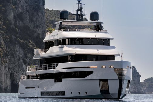 Benetti 121 Motor Yacht image