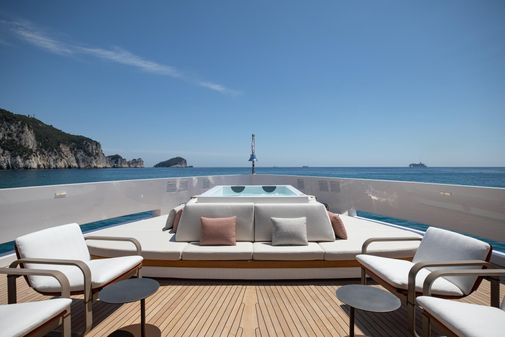 Benetti 121 Motor Yacht image