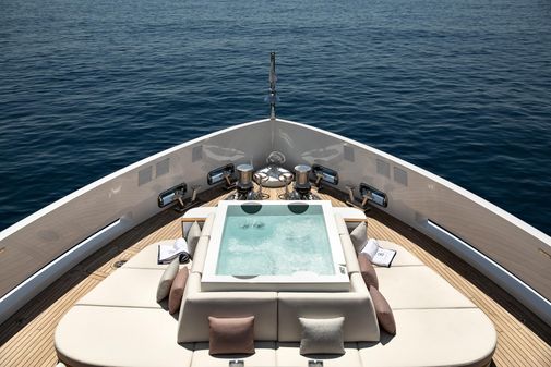 Benetti 121 Motor Yacht image