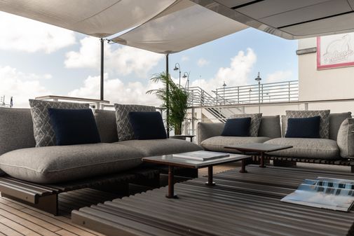 Benetti 121 Motor Yacht image